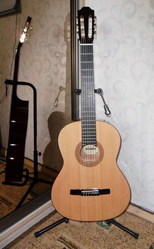 Продам классическую гитару Hohner Hc-06, новая